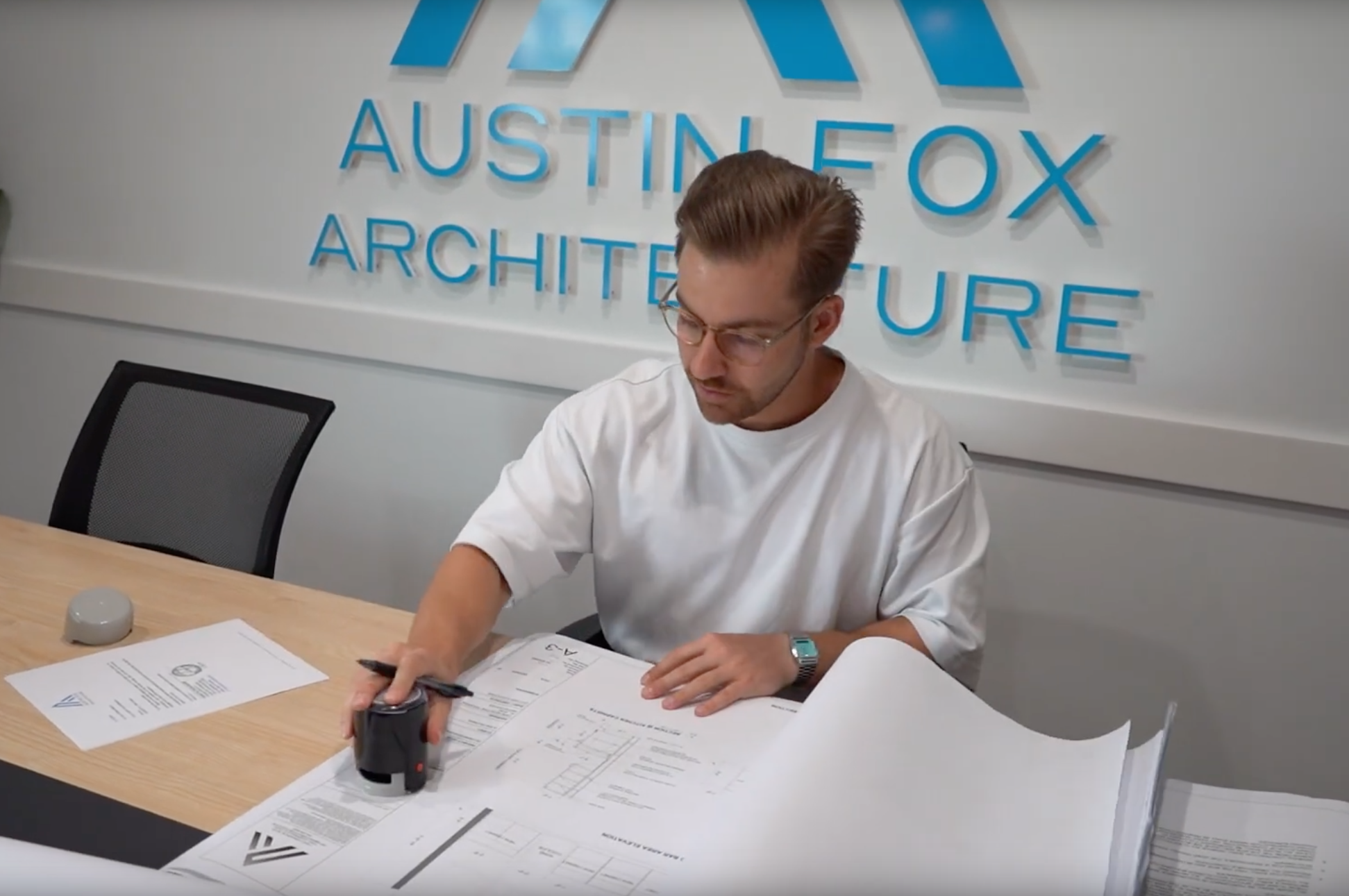 太阳城娱乐 Alumnus Austin Fox