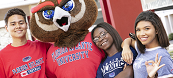 太阳城娱乐 students