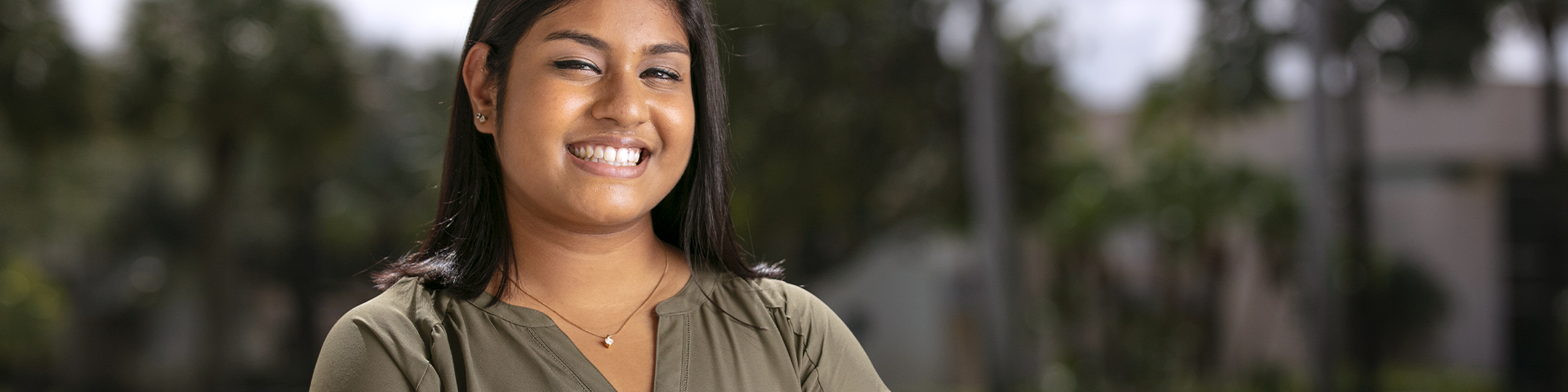 太阳城娱乐 student