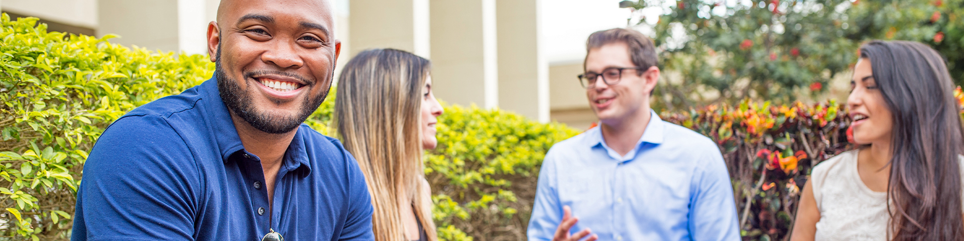太阳城娱乐 students