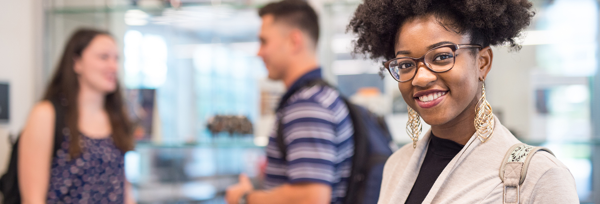 有帮助的顾问等着帮助你