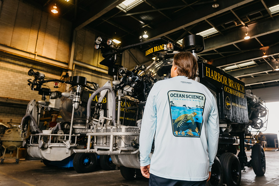 MANG® long sleeve shirt