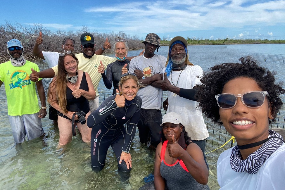Grand Bahama, Queen Conch, Queen Conch Hatchery, Gift