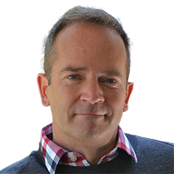 link to bio of Tracy Mincer