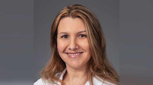 被任命为外科分部主任的校友：Maria S. Altieri, m.s.， M.D.