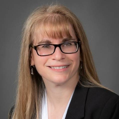 Professional headshot photo of Elise Gross